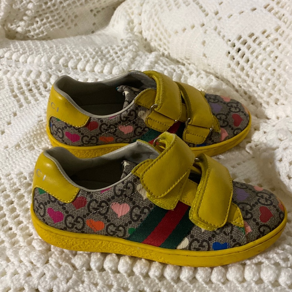 Girls Gucci shoes
